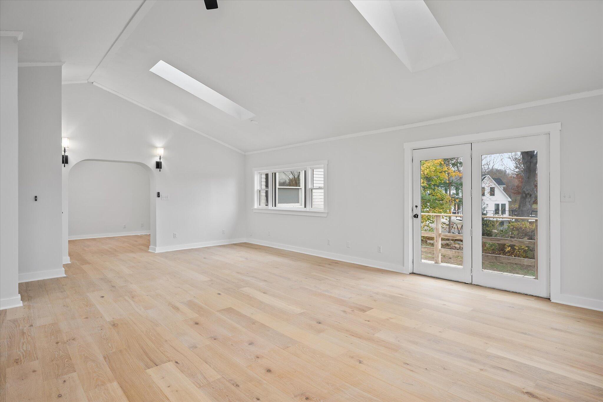 5 Summer Street Orono, ME 04473 - Photo 22 of 72 22-Family Room