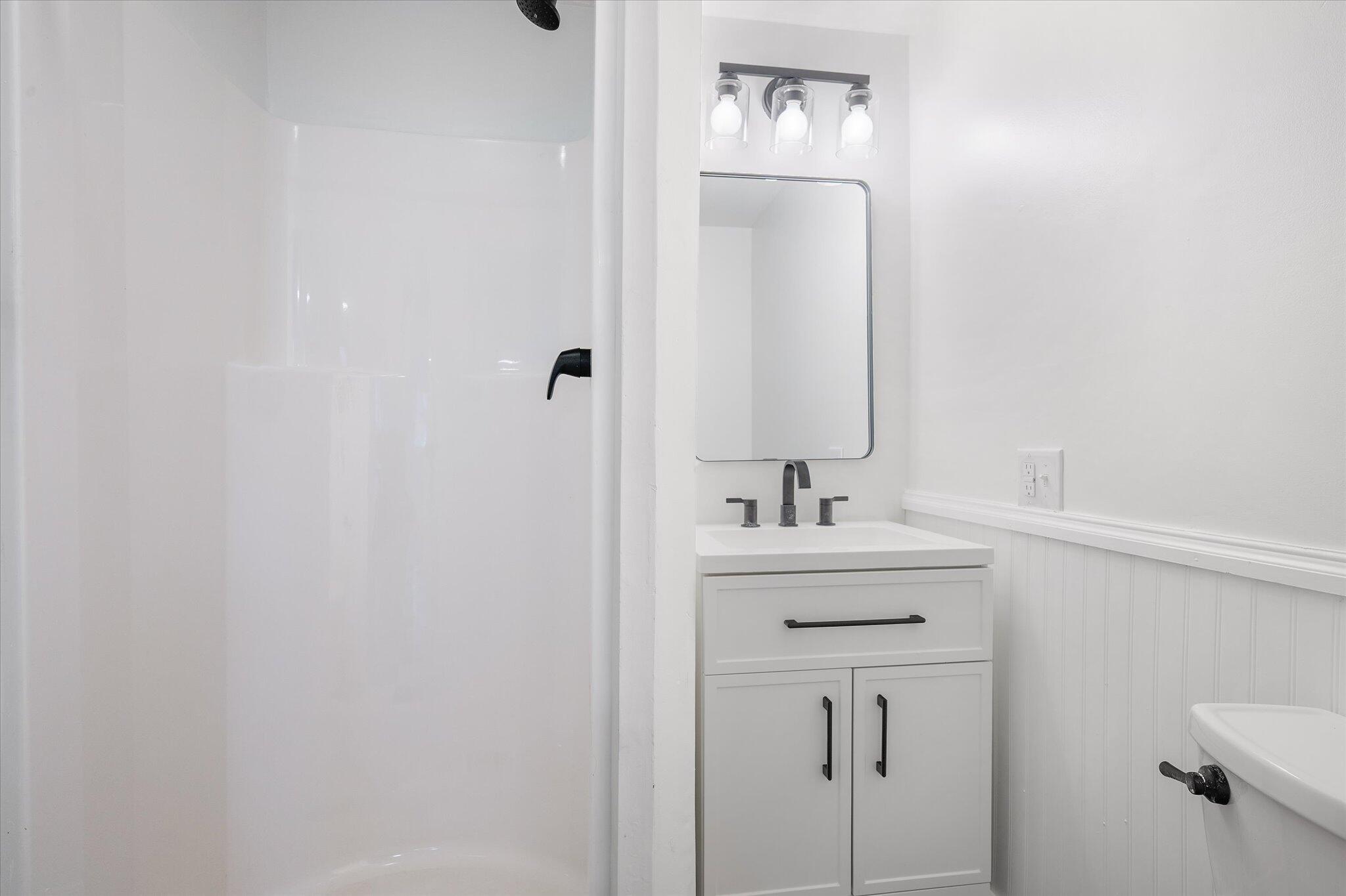 5 Summer Street Orono, ME 04473 - Photo 46 of 72 46-Bathroom