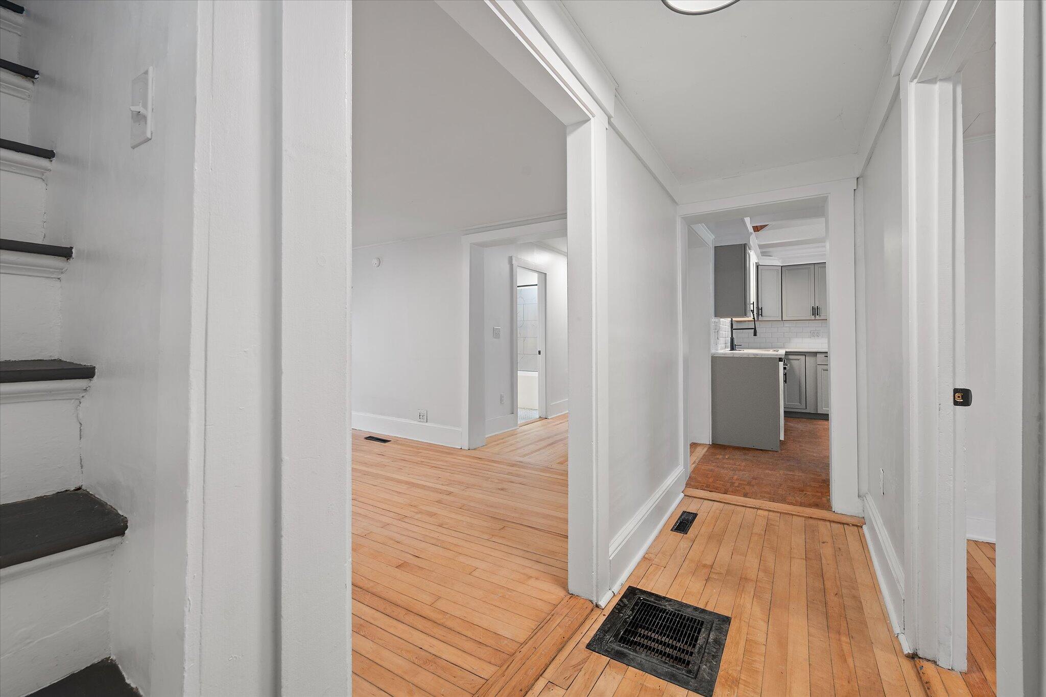 5 Summer Street Orono, ME 04473 - Photo 5 of 72 05-Foyer