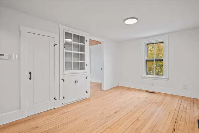 $399,000 | 5 Summer Street, Orono, ME 04473