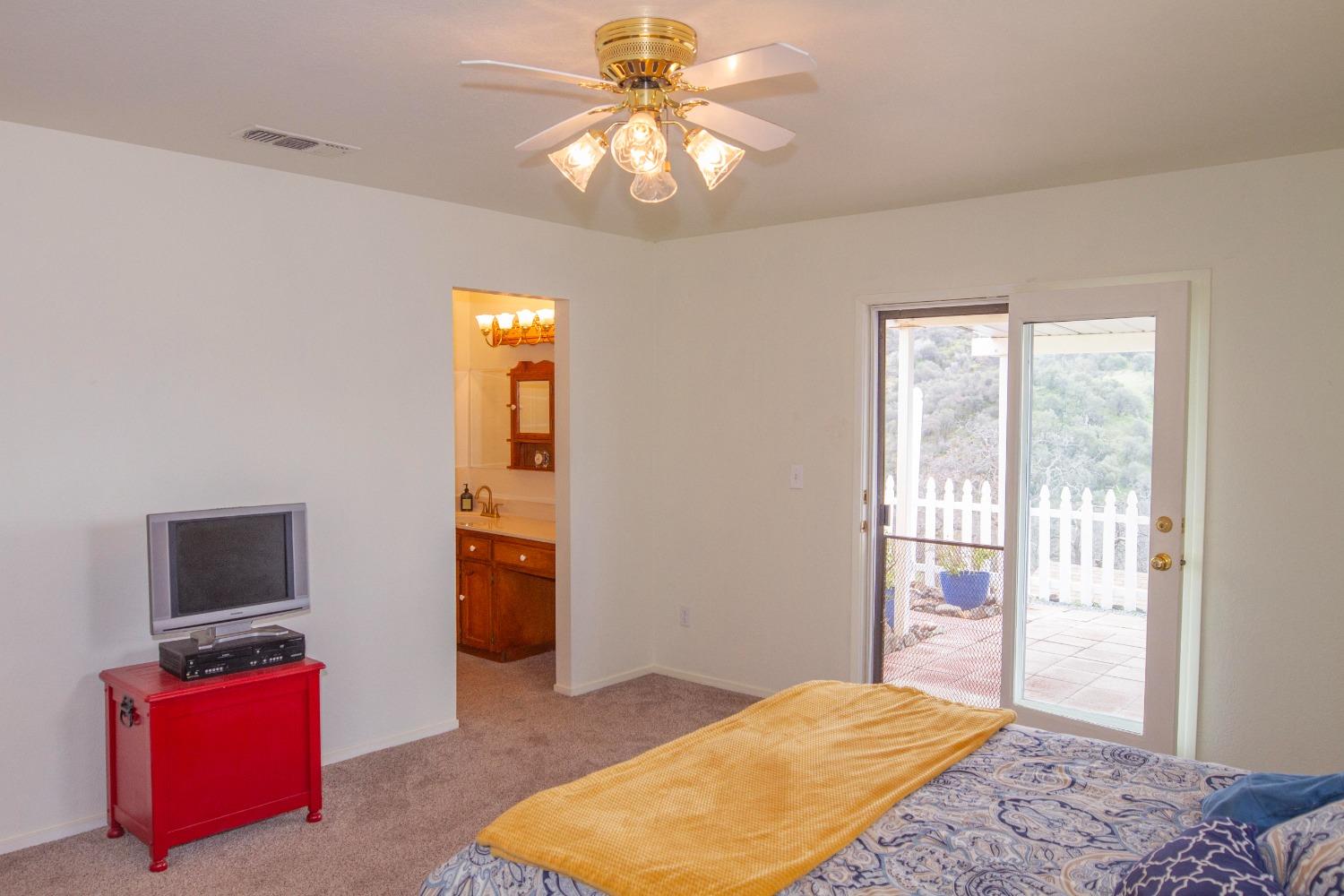 747 Winter Road Squaw Valley, CA 93675 - Photo 21 of 76 Gallery Image 21