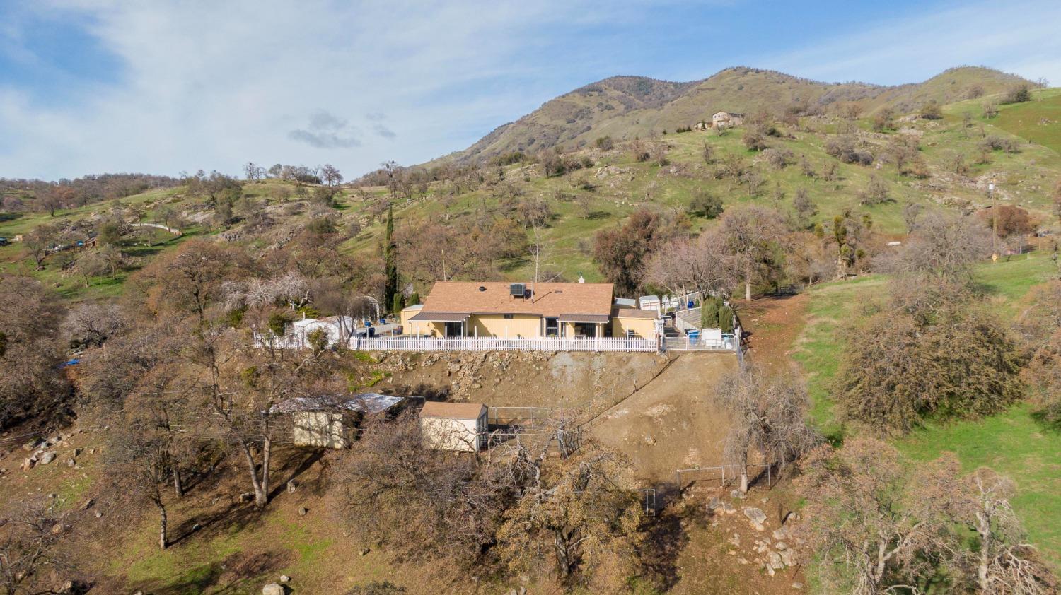 747 Winter Road Squaw Valley, CA 93675 - Photo 68 of 76 Gallery Image 68