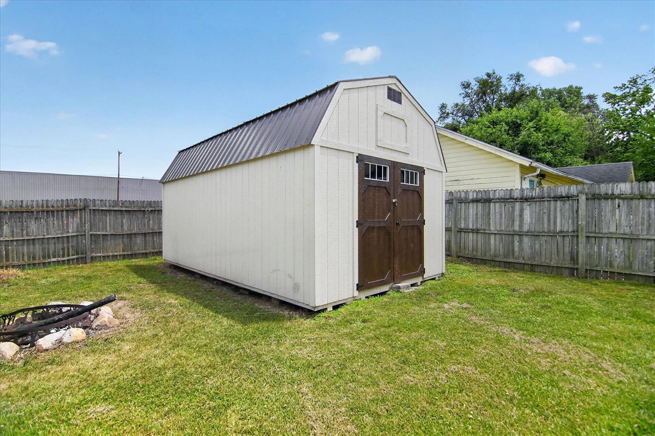 237 North Forbes Street Jackson, MI 49202 - Photo 46 of 48