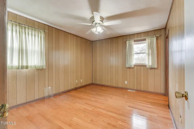 $299,999 | 1674 Gale Lane, Kingsport, TN 37660