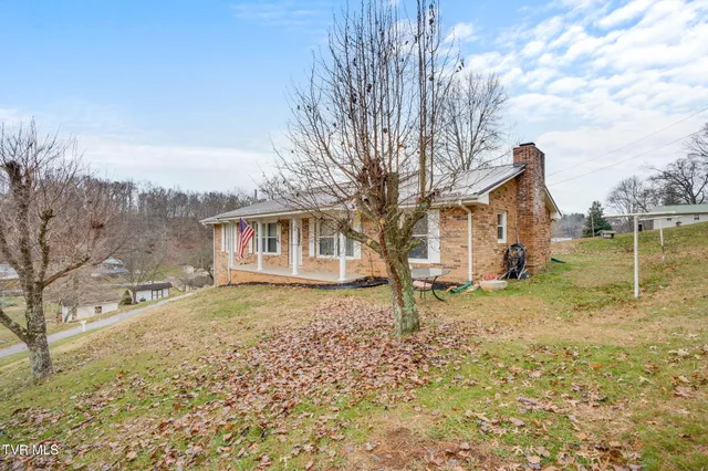 $299,999 | 1674 Gale Lane, Kingsport, TN 37660