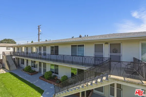 $2,395 | 1427 9th Street, Unit H, Santa Monica, CA 90401