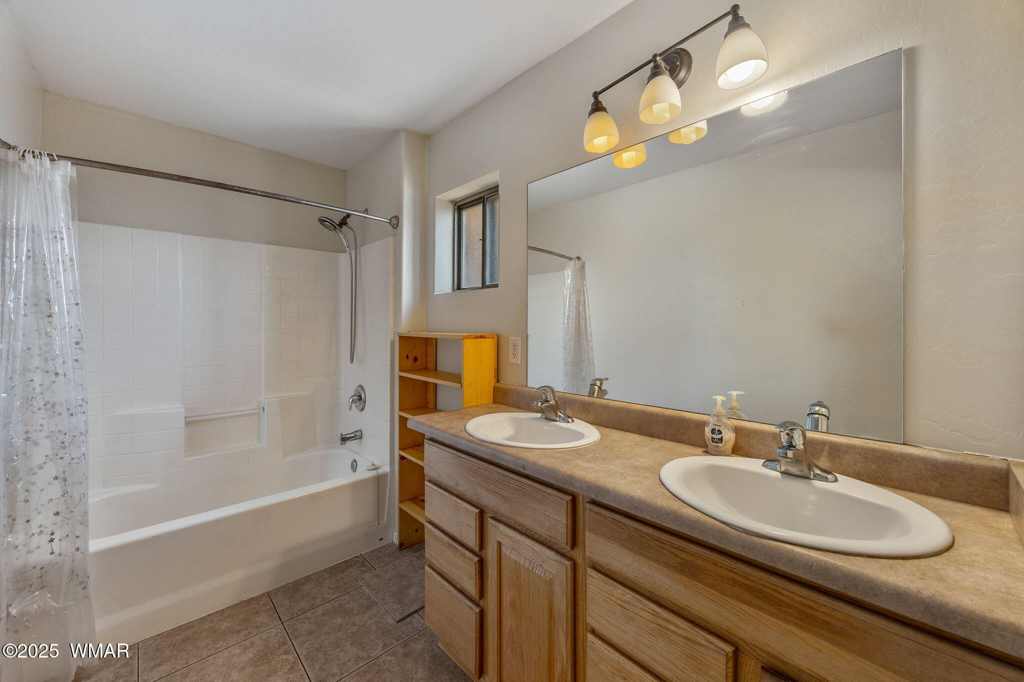 529 Foothills Boulevard Taylor, AZ 85939 - Photo 20 of 30 Primary Bathroom