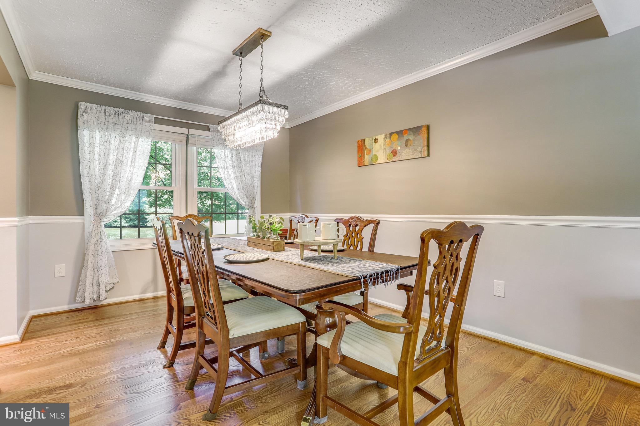 6103 Winter Park Drive Burke, VA 22015 - Photo 11 of 93 Lots of room for holiday entertaining.