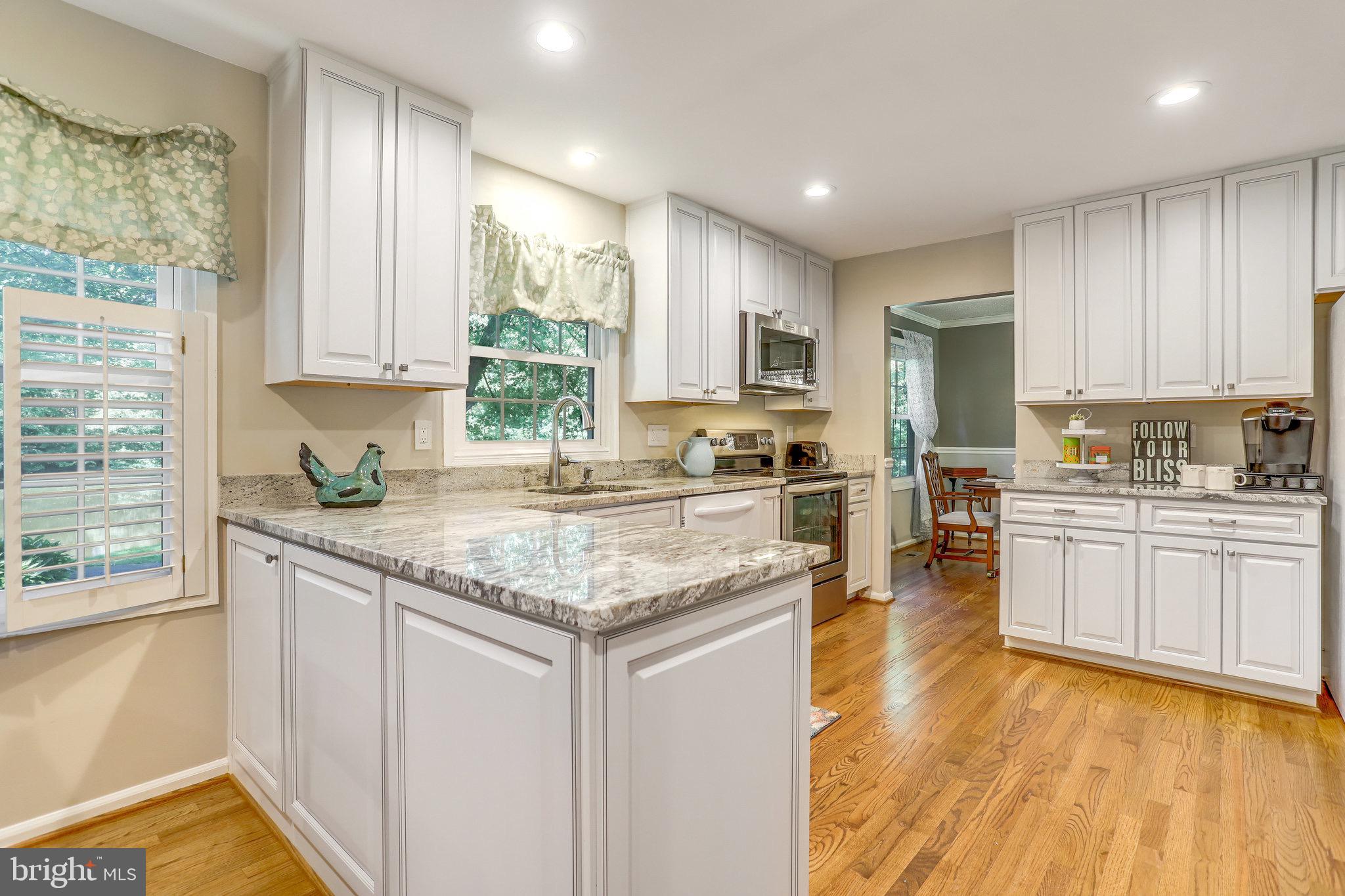 6103 Winter Park Drive Burke, VA 22015 - Photo 17 of 93 Granite countertops