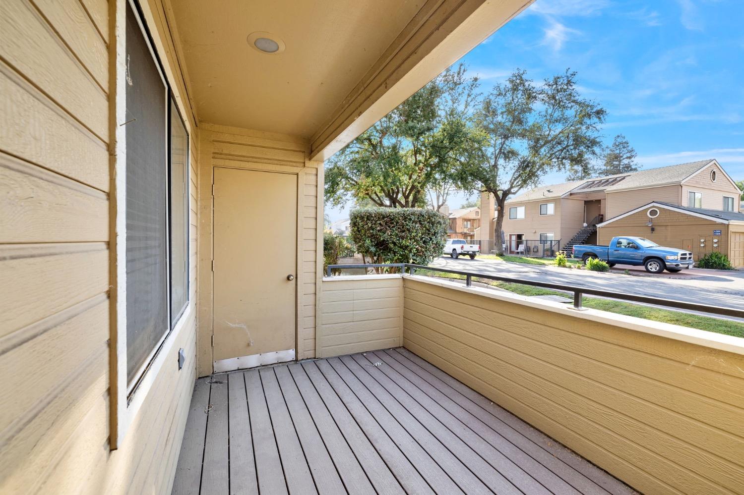 7675 North First Street, Unit 136 Fresno, CA 93720 - Photo 26 of 42 a view of balcony and deck
