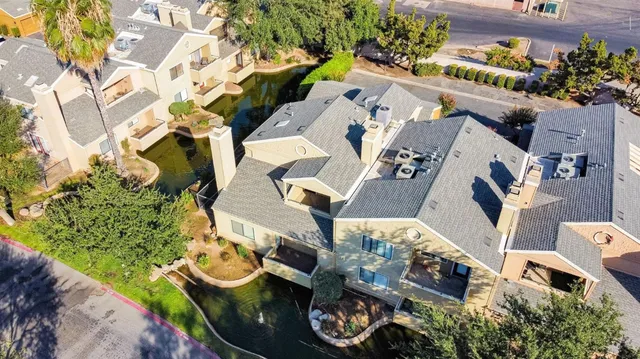 $269,900 | 7675 North First Street, Unit 136, Fresno, CA 93720