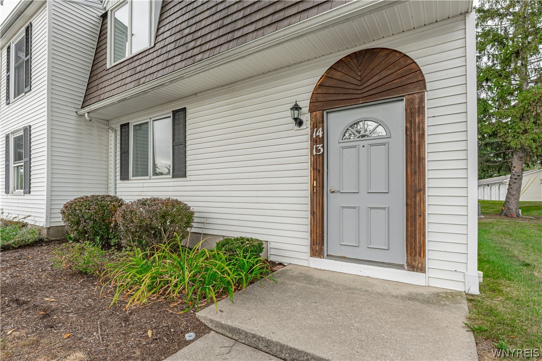 4745 Chestnut Ridge Road, Unit 13 Amherst, NY 14228 - Photo 2 of 34 Gallery Image 2
