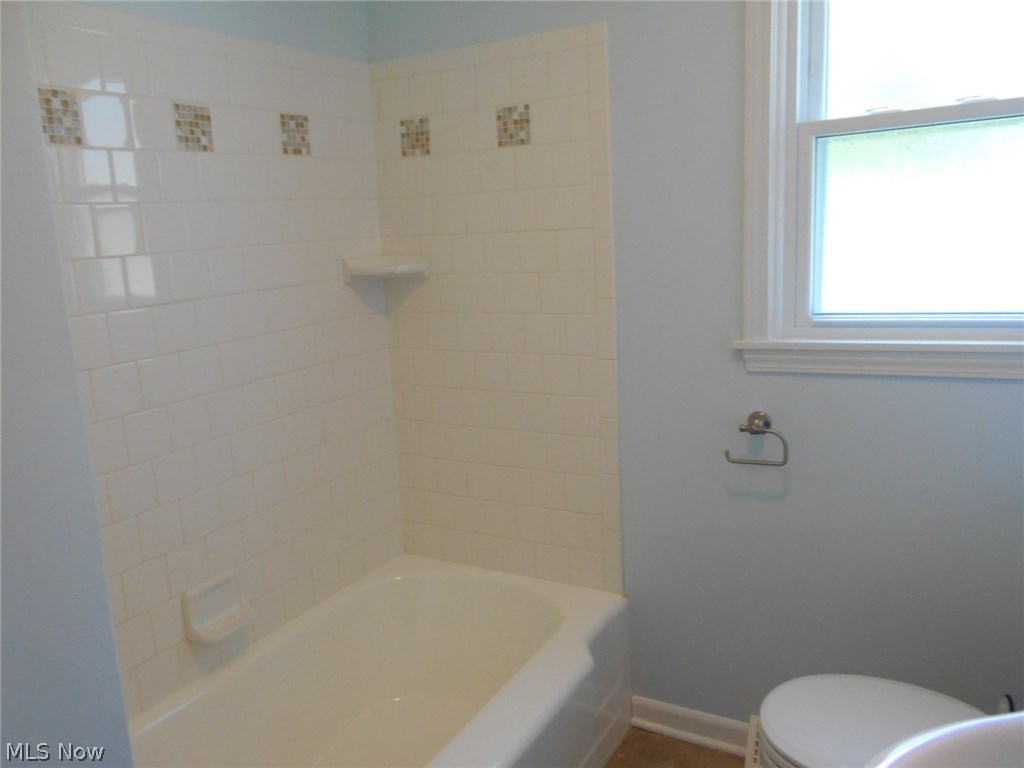 3281 Shellhart Road Norton, OH 44203 - Photo 9 of 23 Gallery Image 9