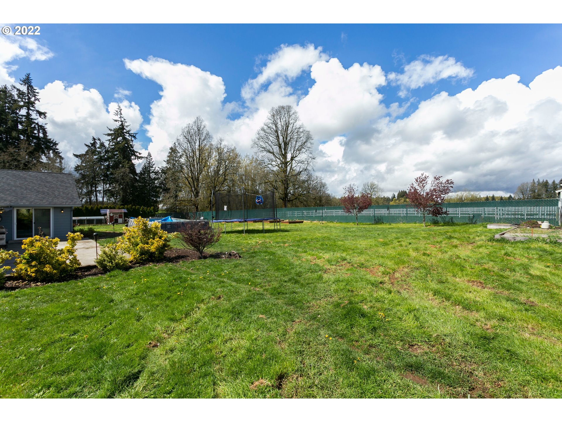 208 Northeast Carty Road Ridgefield, WA 98642 - Photo 28 of 32 a view of a park with large trees