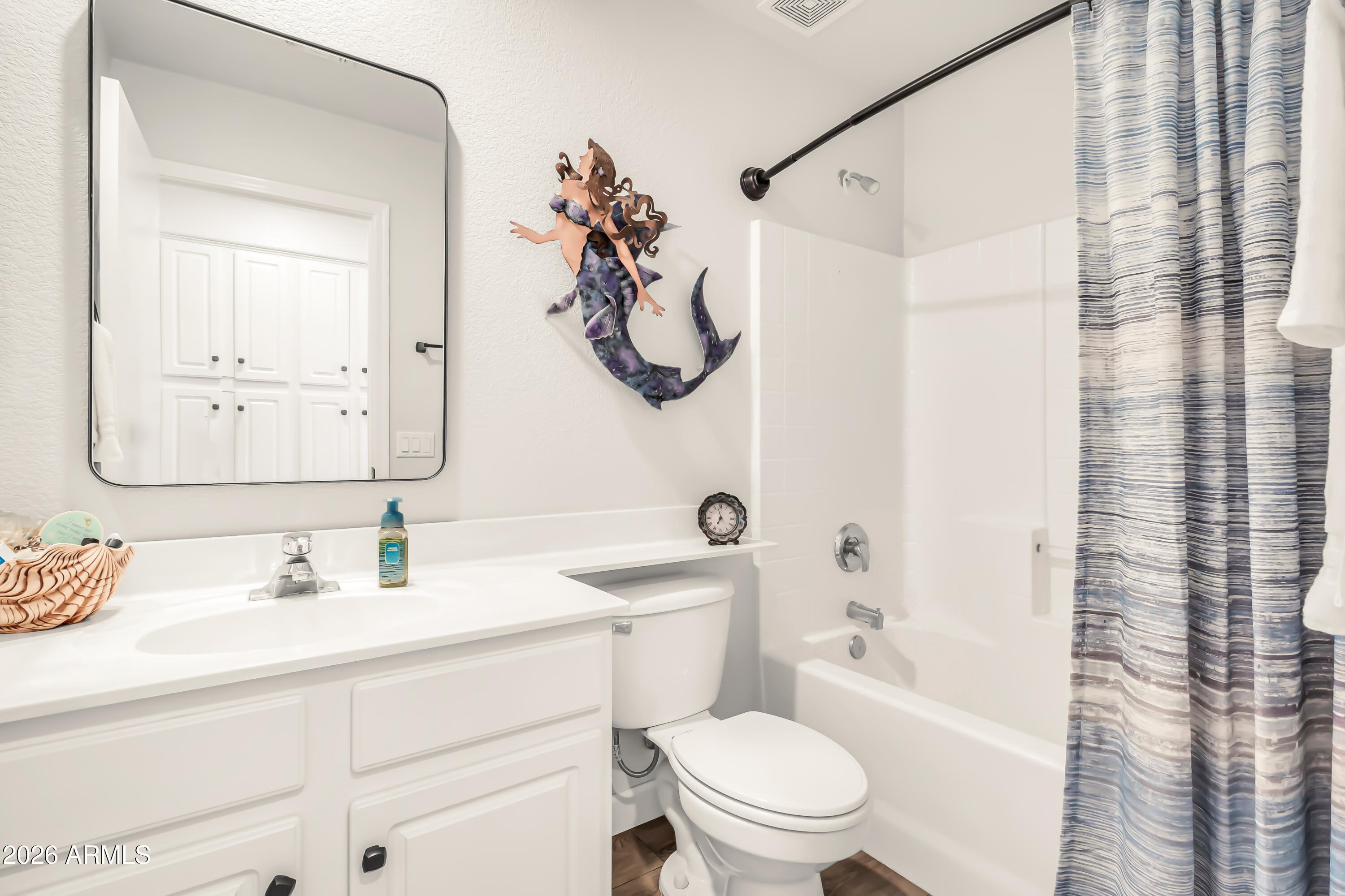4684 East Walnut Road Gilbert, AZ 85298 - Photo 25 of 58 4684 E Walnut Rd-29
