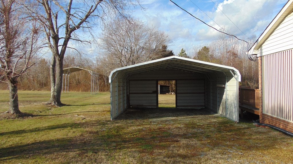 7105 Hunting Creek Road Clover, VA 24534 - Photo 3 of 15 Gallery Image 3