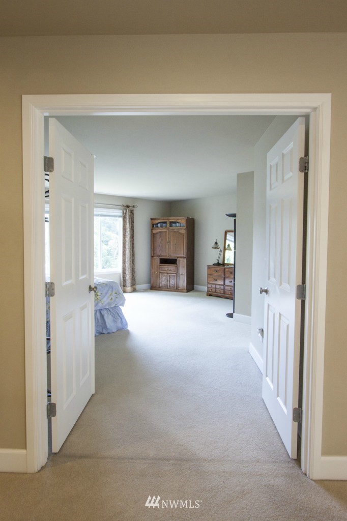 20915 37th Avenue Southeast Bothell, WA 98021 - Photo 15 of 17