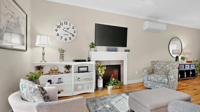 $679,900 | 56 Hayfield Drive, Gorham, ME 04038