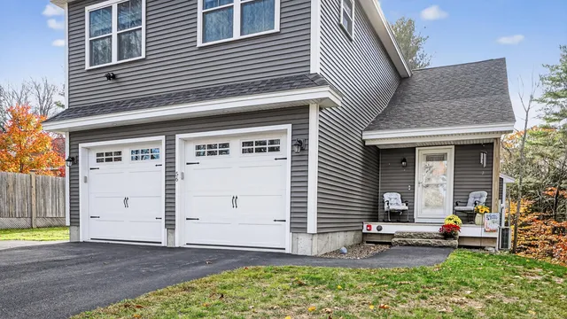 $679,900 | 56 Hayfield Drive, Gorham, ME 04038