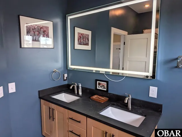 $880,000 | 20 ONeal Lane, Unit 118, Ocracoke, NC 27960