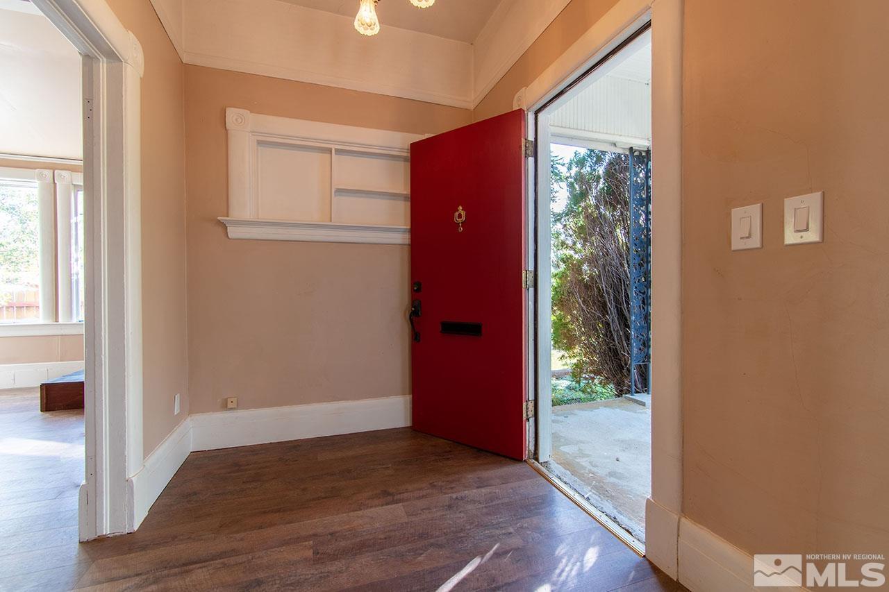 15580 Bonanza Lane Reno, NV 89521 - Photo 4 of 40 Photo 4