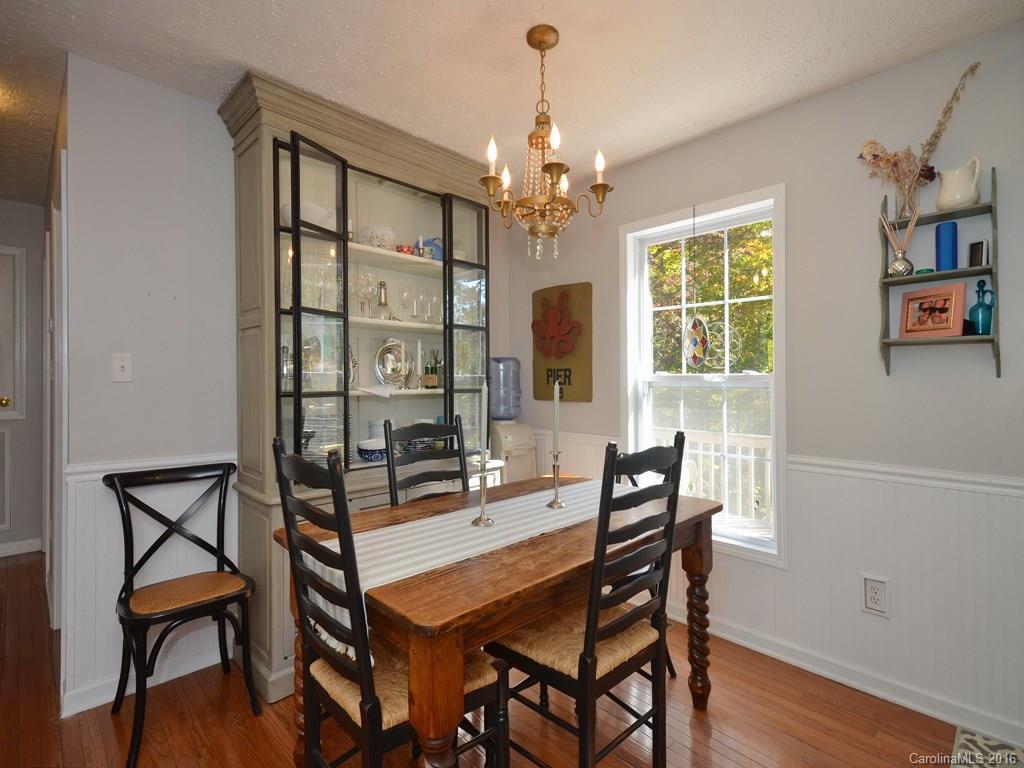 35 Rocking Porch Lane Asheville, NC 28805 - Photo 4 of 18 Gallery Image 4
