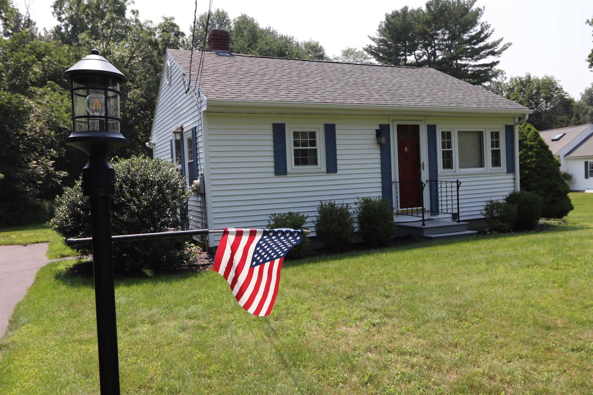 3 Old Mill Road South Berwick, ME 03908 - Photo 1 of 38 Gallery Image 1