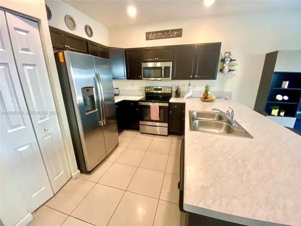 $2,550 | 11489 Southwest 250th Street, Unit 11489, Homestead, FL 33032