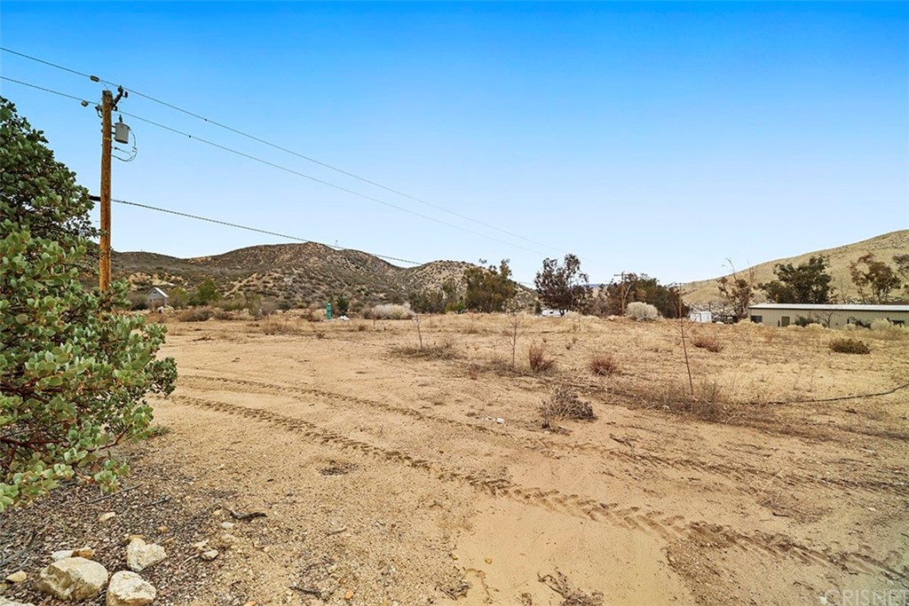 30231 Aliso Canyon Road Palmdale, CA 93550 - Photo 15 of 38 a view of lake view and mountain view