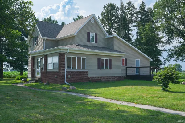 $270,000 | 464 West 100 South, Rochester, IN 46975