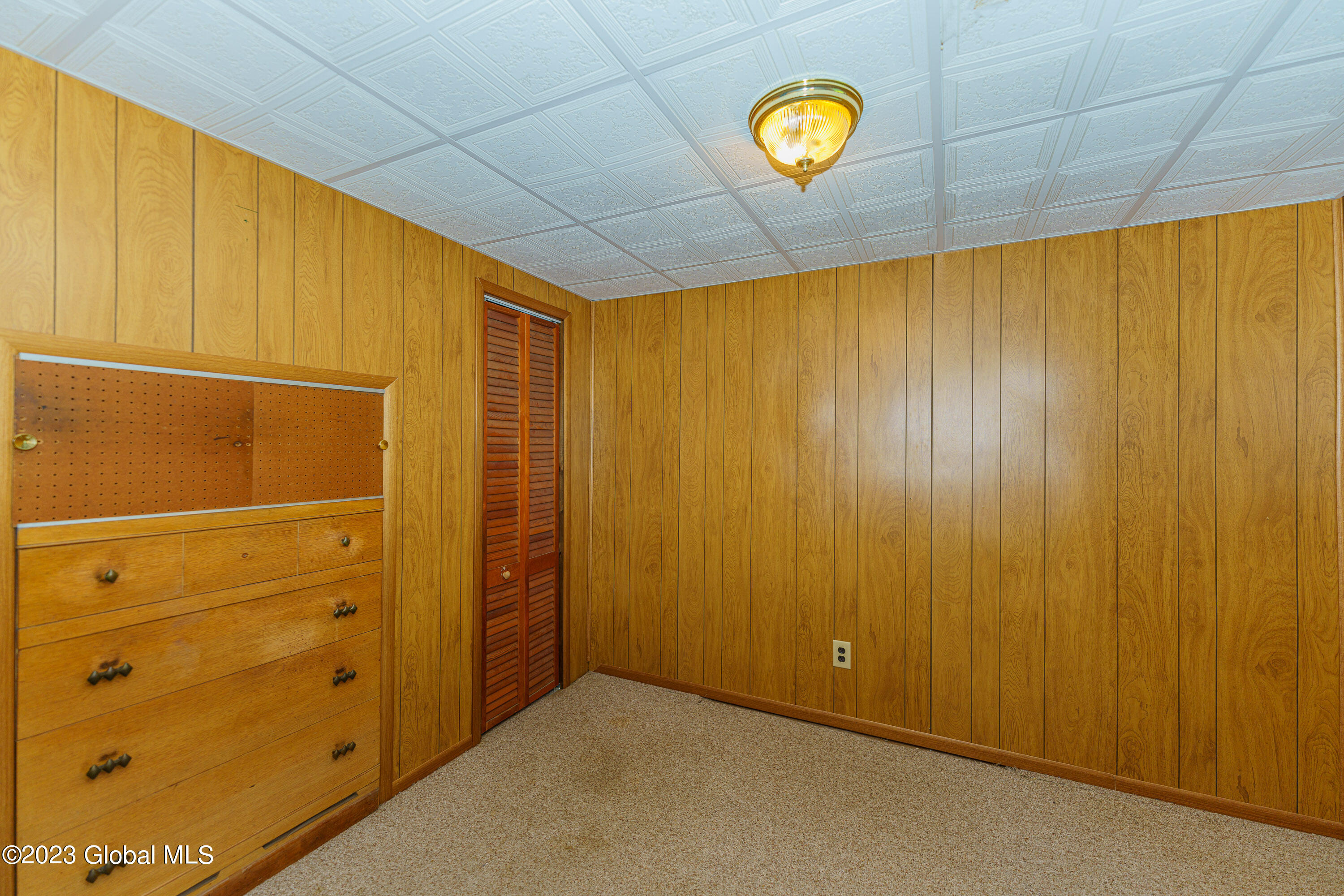 85 Consaul Road Colonie, NY 12205 - Photo 19 of 42 3Beds (2)