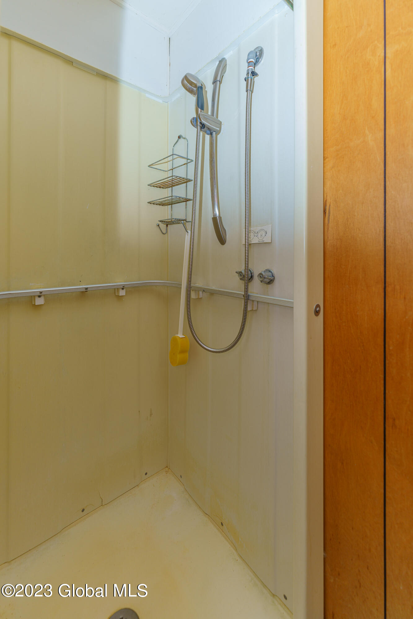 85 Consaul Road Colonie, NY 12205 - Photo 28 of 42 5Baths (2)