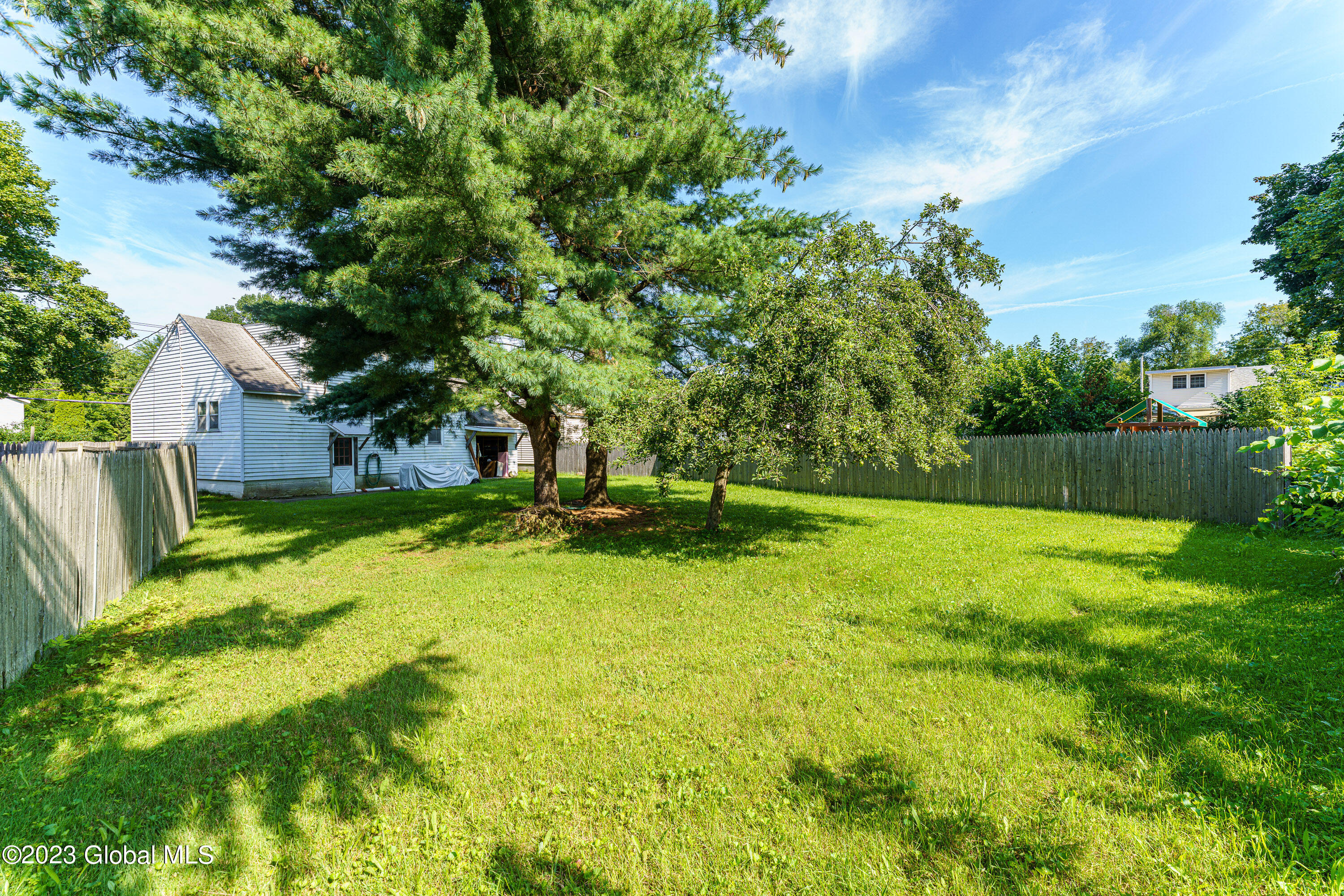 85 Consaul Road Colonie, NY 12205 - Photo 41 of 42 7Yard (4)