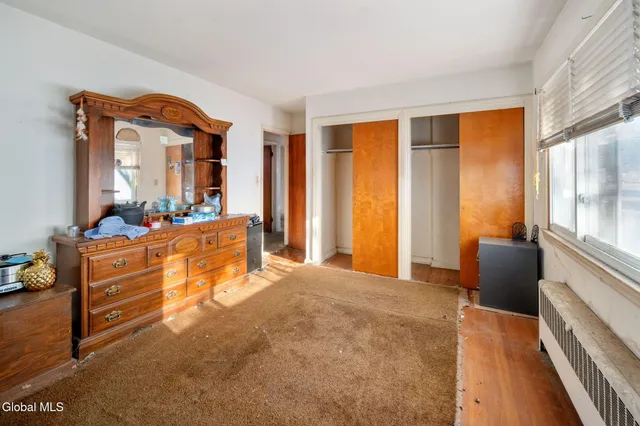 $250,000 | 829 Troy-Schenectady Road, Colonie, NY 12110