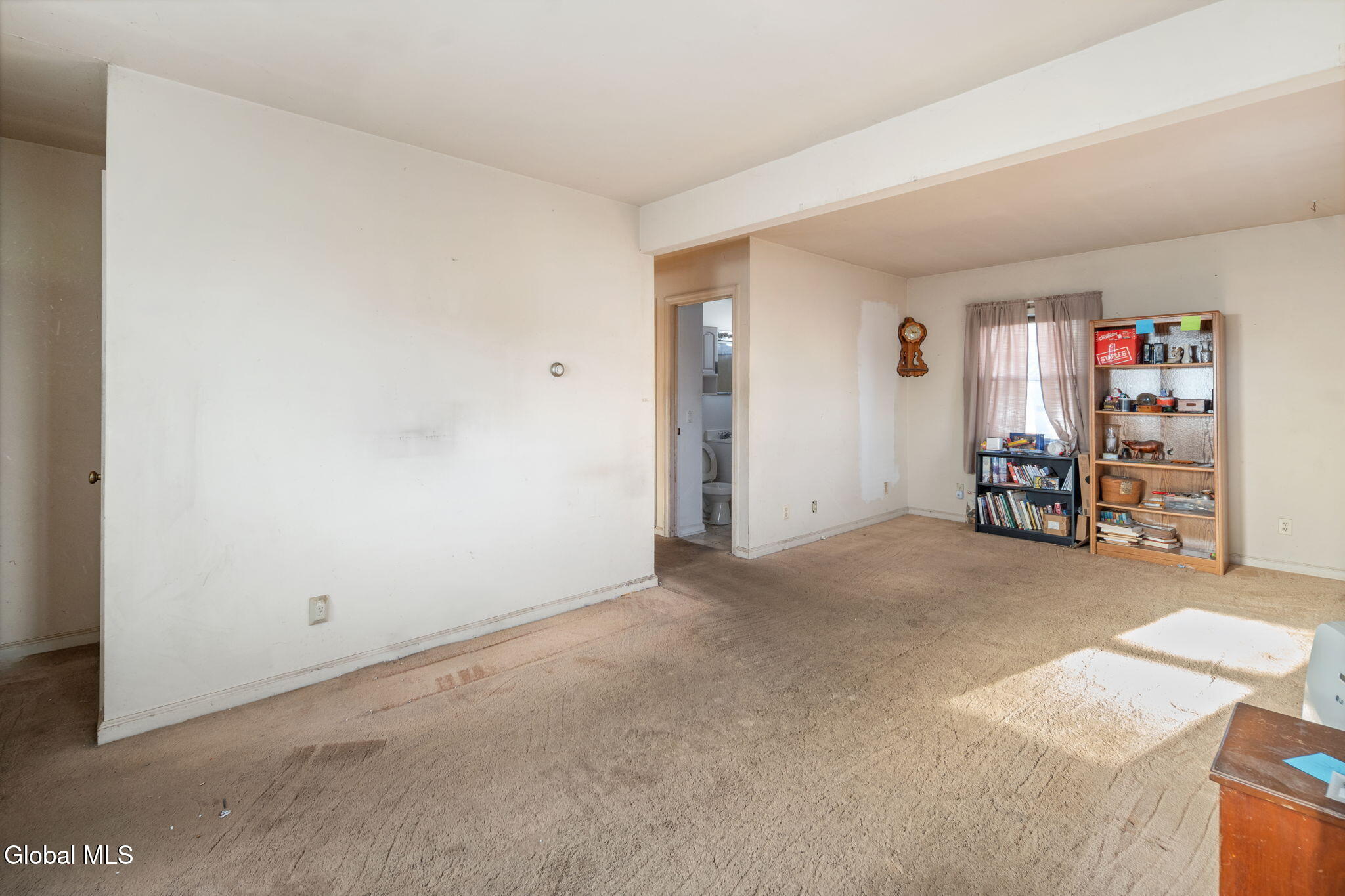 829 Troy-Schenectady Road Colonie, NY 12110 - Photo 5 of 44 5