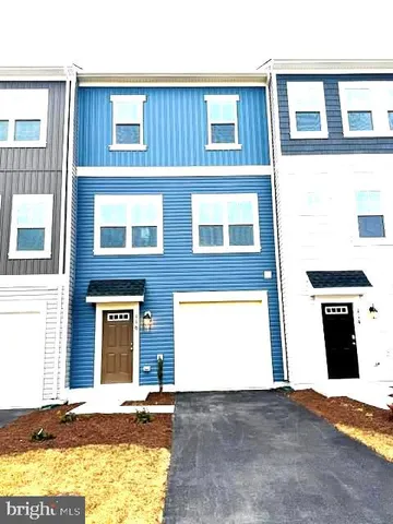 $2,325 | 116 Flaxen Mane Court, Stephenson, VA 22656