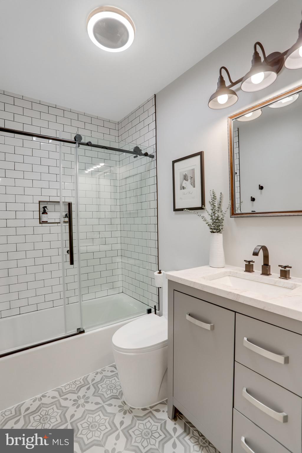 3710 Lorcom Lane Arlington, VA 22207 - Photo 12 of 26