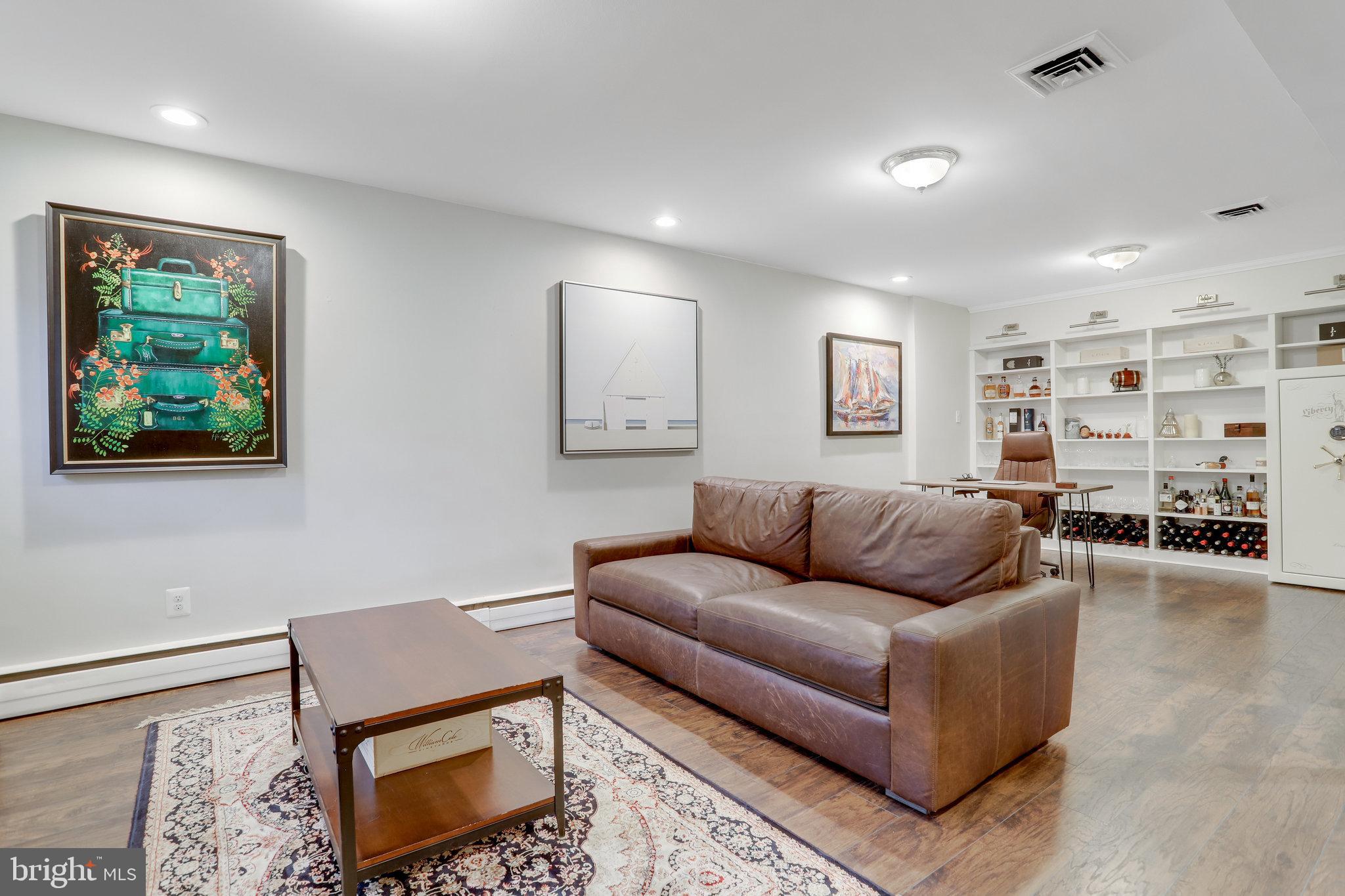 3710 Lorcom Lane Arlington, VA 22207 - Photo 19 of 26