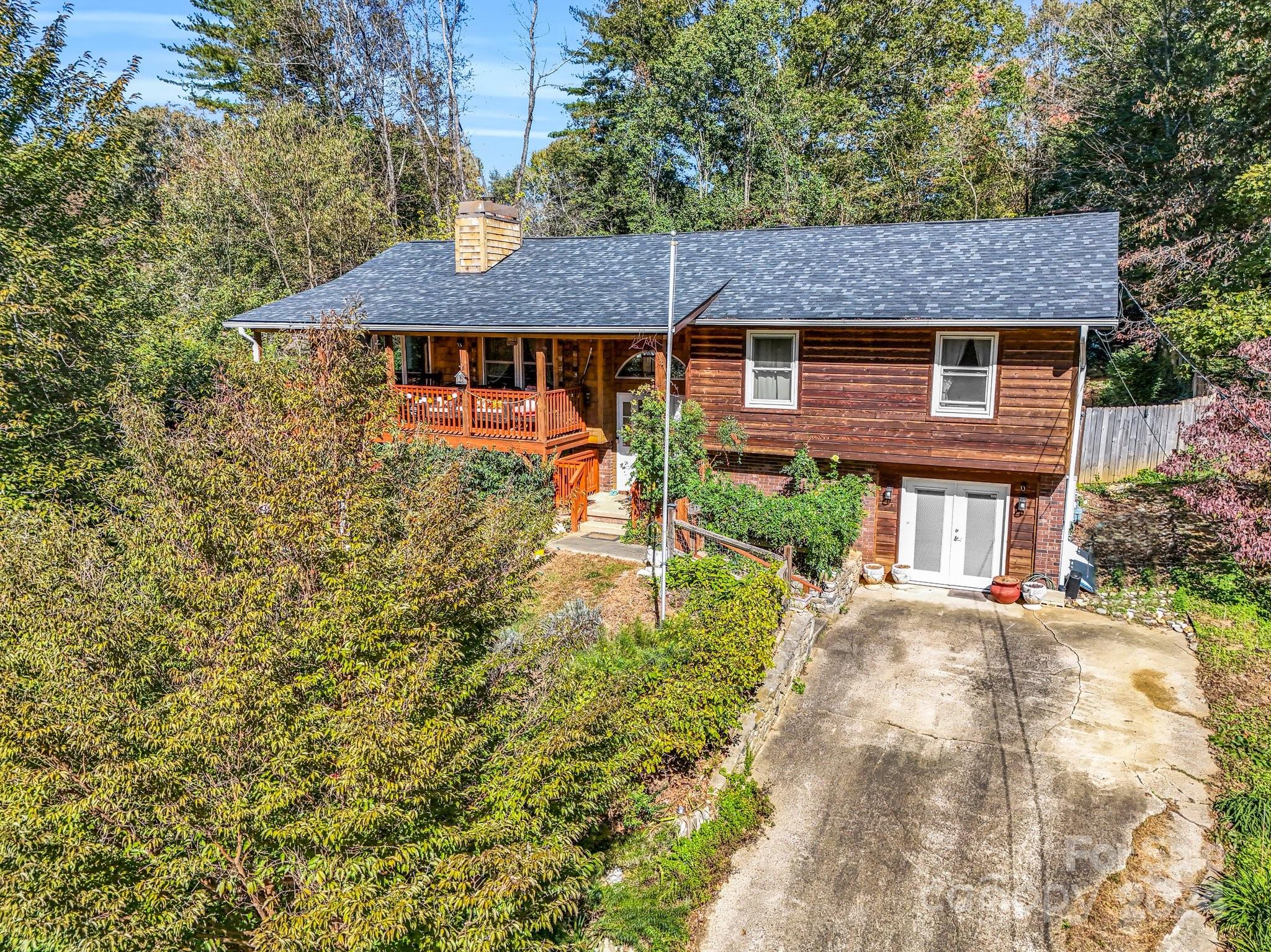 15 South Ridge Place Arden, NC 28704 - Photo 2 of 48 Gallery Image 2