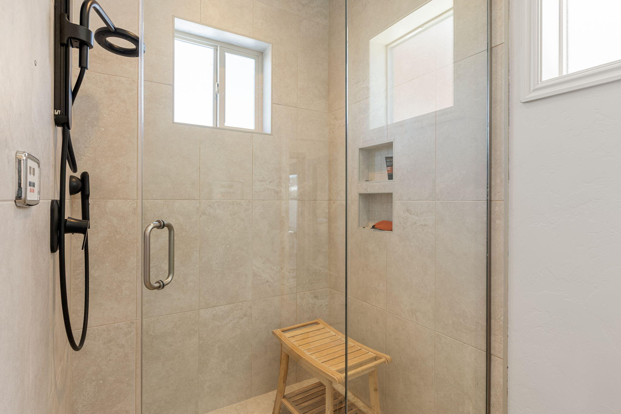 327 Aoki Michi Brian Head, UT 84719 - Photo 23 of 87 Main Primary Bedroom En-suite Bathroom Steam Shower