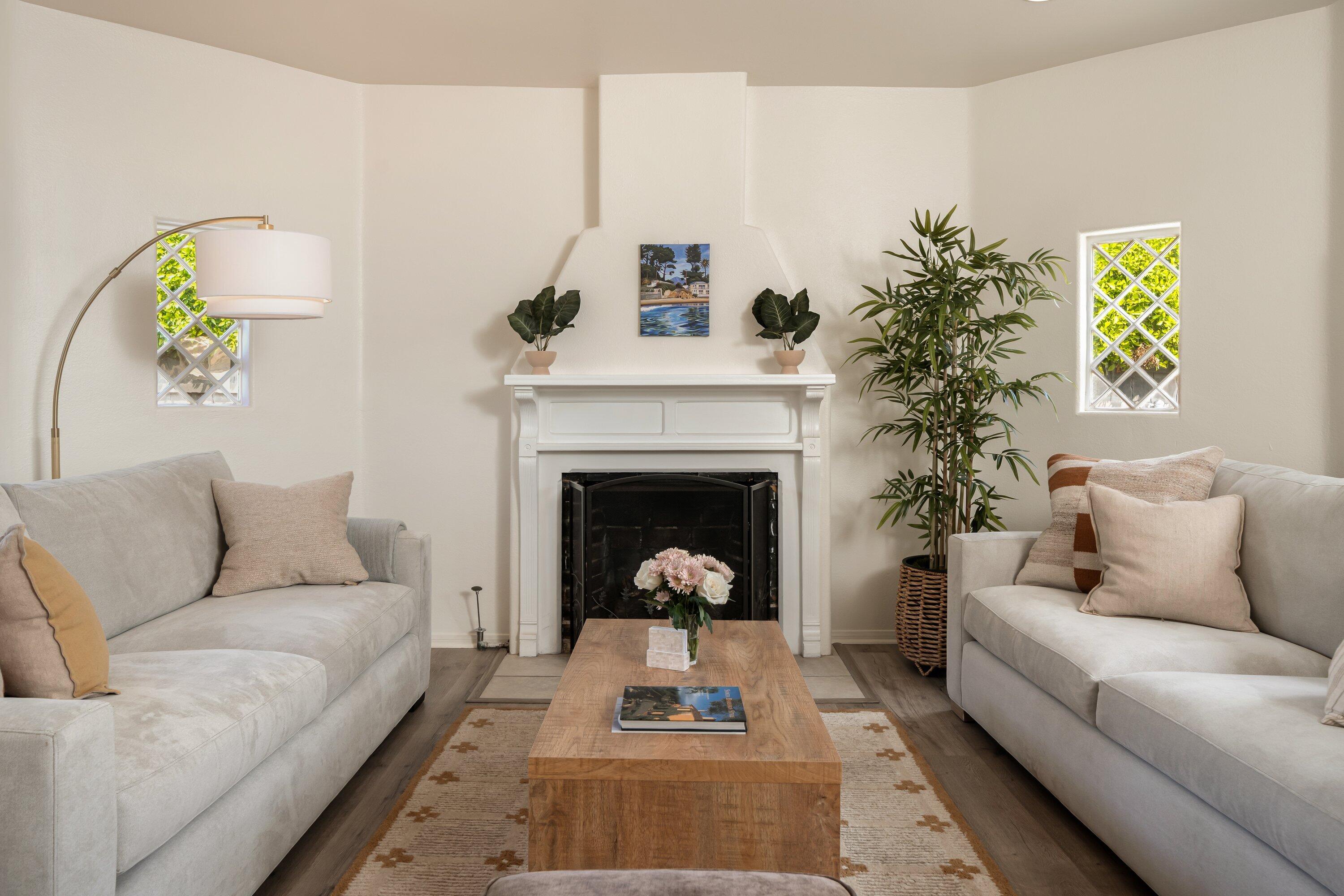 1315 Virginia Road Montecito, CA 93108 - Photo 4 of 44 Living Room