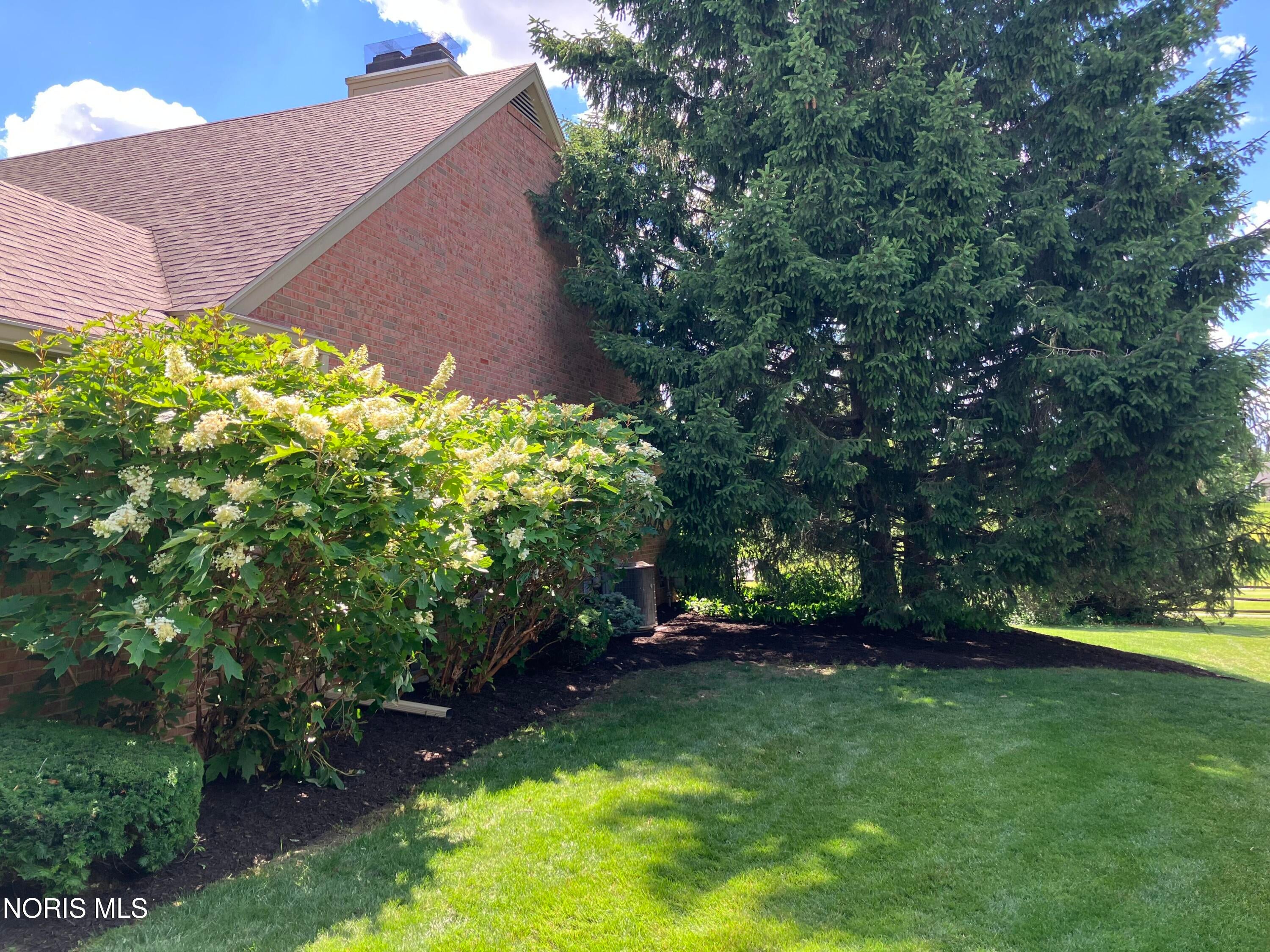 29301 Bates Road, Unit 29301 Perrysburg, OH 43551 - Photo 10 of 28 Gallery Image 10