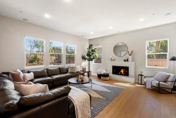 $3,449,000 | 835 Lynwood Drive, Encinitas, CA 92024