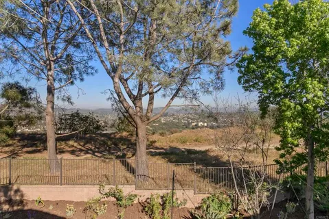 $3,449,000 | 835 Lynwood Drive, Encinitas, CA 92024