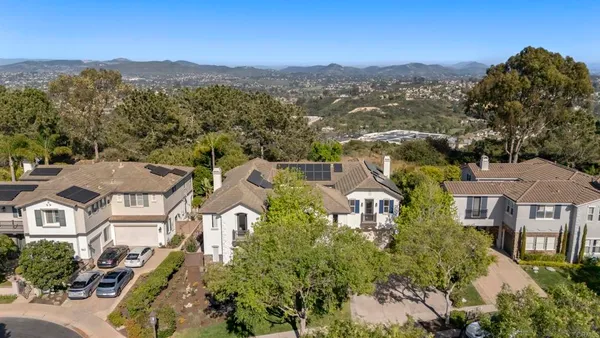 $3,449,000 | 835 Lynwood Drive, Encinitas, CA 92024