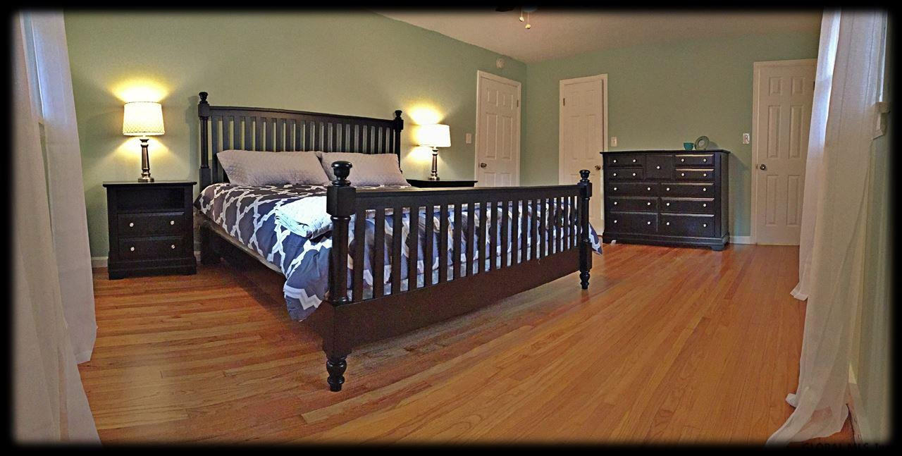 825 Londonderry Road Schenectady, NY 12309 - Photo 13 of 25 Photo 13