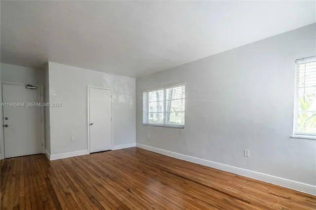 $2,050 | 1011 Bay Drive, Unit 105, Miami Beach, FL 33141