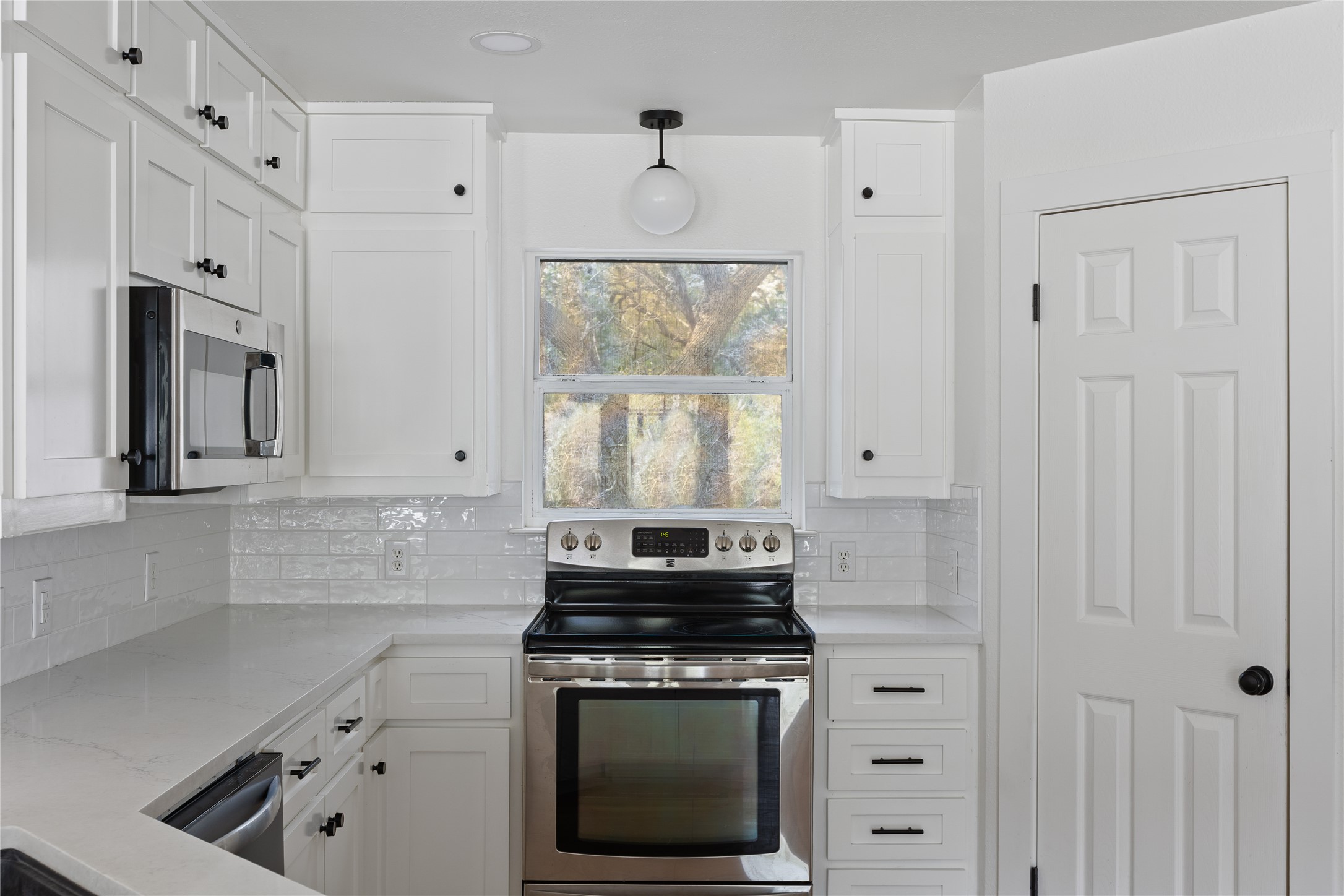 2300 River Road Wimberley, TX 78676 - Photo 19 of 40