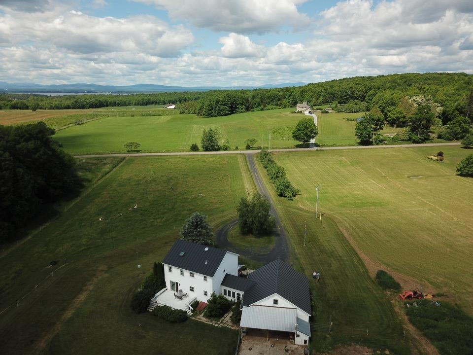 85 Lake View Road South Hero, VT 05486 - Photo 32 of 37 Gallery Image 32