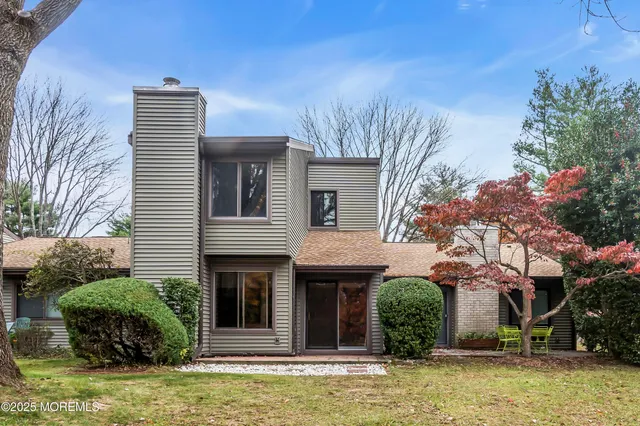 $3,400 | 30 Berkshire Court, Red Bank, NJ 07701